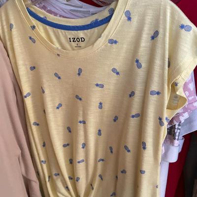 Lot 224 Assortment of ladies tops