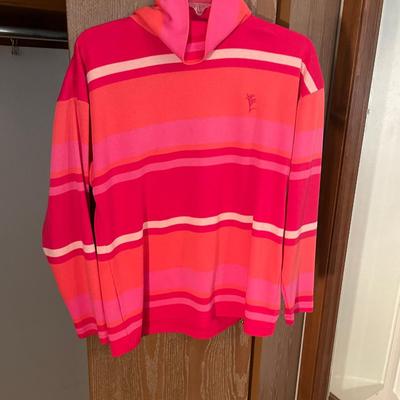 Lot 228 Vintage Turtle neck top