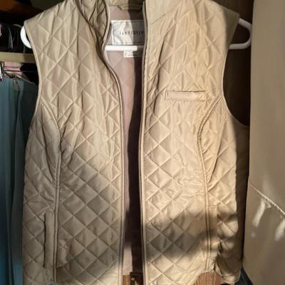 Lot 236 3 Vests Jackets