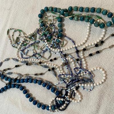 Lot 243 Lot of bead necklaces