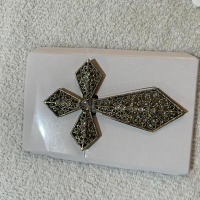Lot 248 Crosses Lot