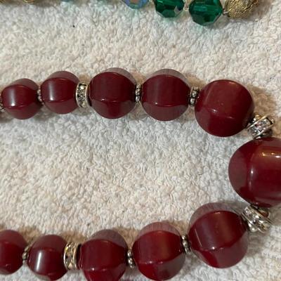 Lot 257 Necklaces #4
