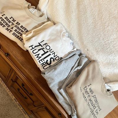 Lot 274 Graphic Sweat shirts