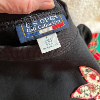 Lot 275 Christmas tops