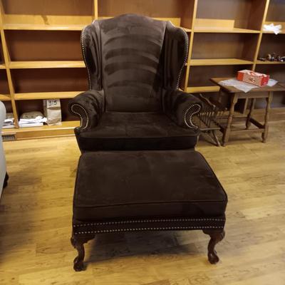 NICE WINGBACK CHAIR WITH OTTOMAN AND NAILHEAD ACCENTS