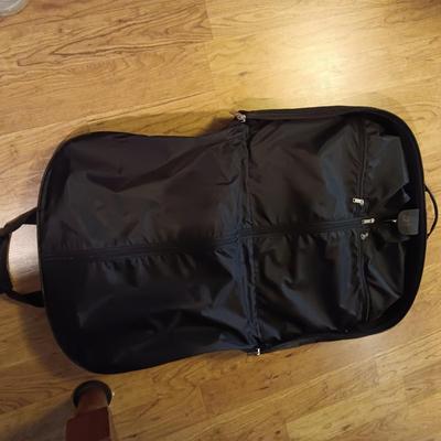 PATHFINDER GARMENT BAG AND SAMSONITE SUITCASE ON 4 WHEELS