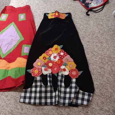BONWIT TELLER SKIRT SIZE 12