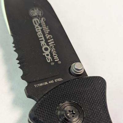 Smith & Wesson Extreme Ops Pocket Knife First Production Run