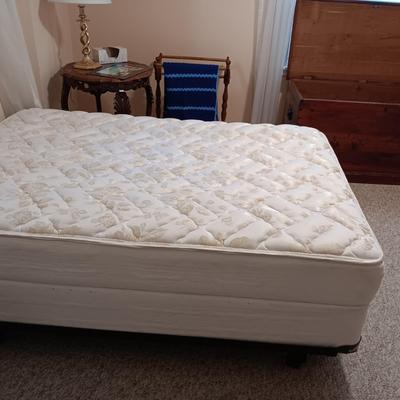 CLEAN AND GENTLY USED FULL SIZE BED W/DENVER MATTRESS SET PLUS FRAME
