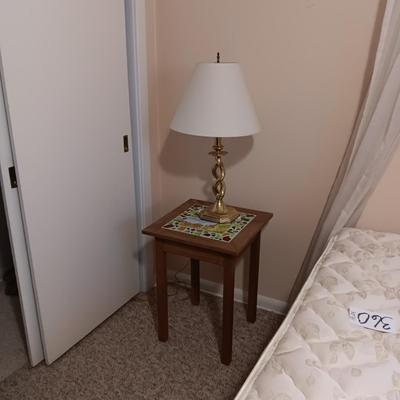 TILE TOP SIDE TABLE AND A BRASS BASE LAMP