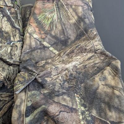 2 Pair Of L. L. Bean Camo Pants 36" x 29" & Browning Camo Pants 36 - Lot 1