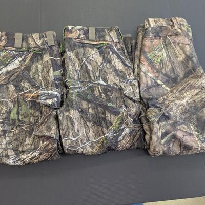 2 Pair Of L. L. Bean Camo Pants 36" x 29" & Browning Camo Pants 36 - Lot 1