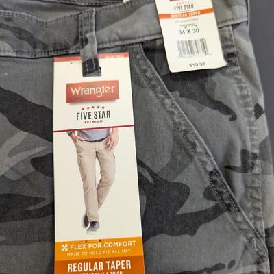 Wrangler 34" x 30" & 2 Pair Of 5.11 Tactical Medium/Short Camo Paints
