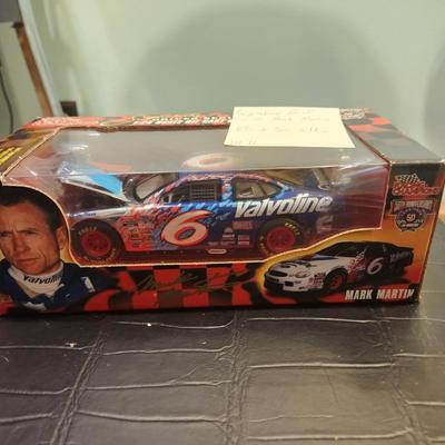 Signature Driver Series Mark Martin