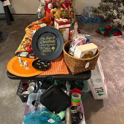 Sale Photo Thumbnail #78: - Table and Xmas tree are not included

NO CHERRY PICKING or taking ONLY the items you want and leaving the rest or you will be banned! Please arrive with enough time to load. Bring boxes/any tools to assemble /dolly/people to help load/etc.
- Questions? 