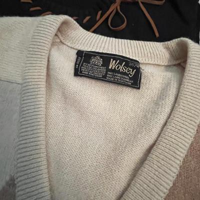 Lot 278 Fancy sweaters