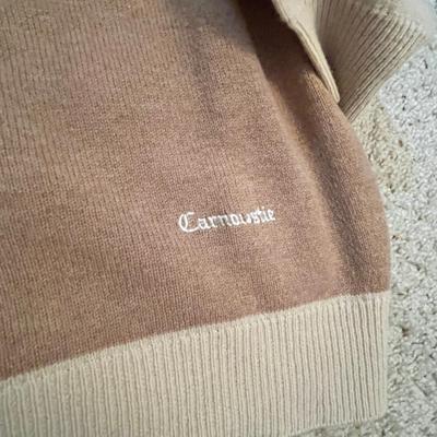 Lot 278 Fancy sweaters