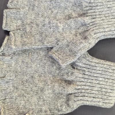 Compression Gloves With Grips & Gamehide Camo Gloves
