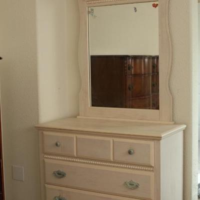 Sale Photo Thumbnail #46