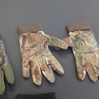 Array Of Camo Gloves L/XL