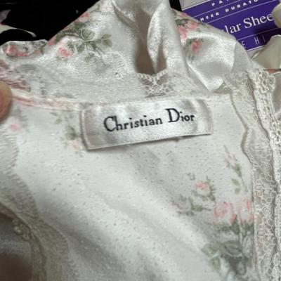 Lot 297 Women's intimates