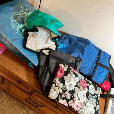 Lot 299 Bags