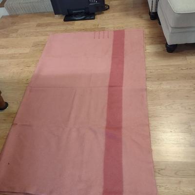 HUDSON BAY POINT WOOL BLANKET
