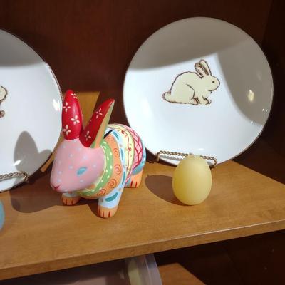 UGAR EGG DIORAMA, RABBIT COIN BANK & PLATES PLUS EGG CANDLES