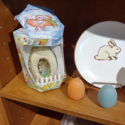 UGAR EGG DIORAMA, RABBIT COIN BANK & PLATES PLUS EGG CANDLES