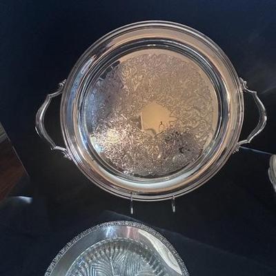 A VARIETY OF SILVER PLATED PLATTERS
