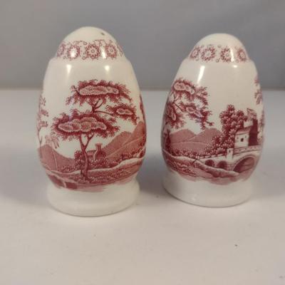 Sale Photo Thumbnail #1222: Spode England Porcelain Salt and Pepper Shaker Set- 'Pink Tower' Pattern