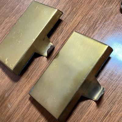 Lot 306 Figures & shelf hooks