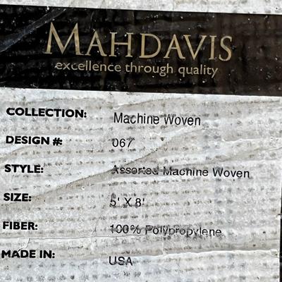 Lot 311 Mahdavis 5 x 8 Area Rug