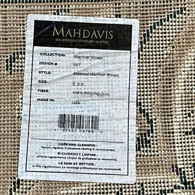 Lot 311 Mahdavis 5 x 8 Area Rug