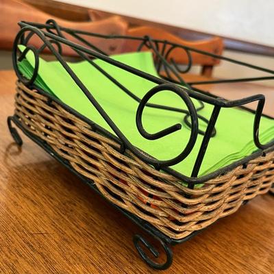 Lot 326 Napkin holders