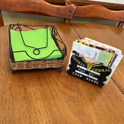 Lot 326 Napkin holders