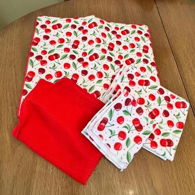 Lot 346 Cherries Kitchen towel set