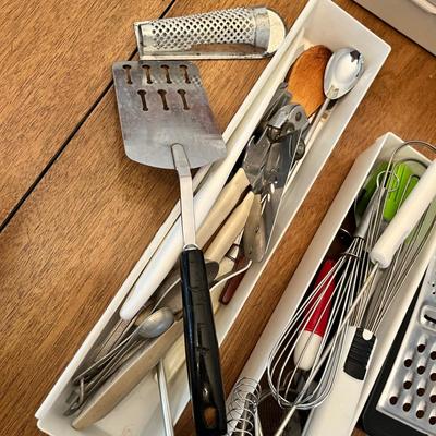 Lot 356 Utensils #2