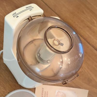 Lot 361 Food processer