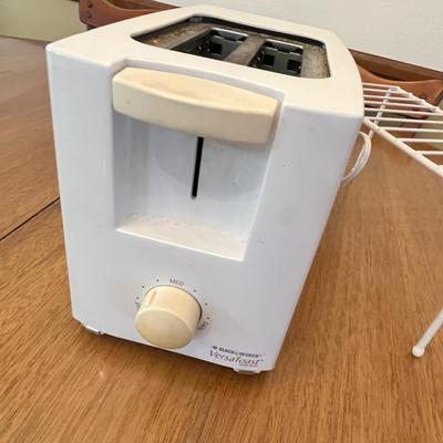 Lot 367 toaster