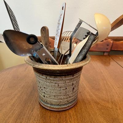 Lot 372 Utensils & jar