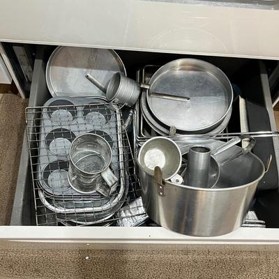 Lot 380 Drawer of Tin cook ware
