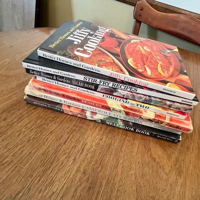 Lot 381 BH&G Cook books
