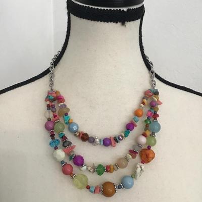 Sale Photo Thumbnail #171: Beautiful multicolor fashion necklace please see attached photos