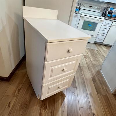 Lot 388 White kitchen cabinet