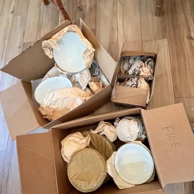 Lot 390 Noritake Silverdale China Set