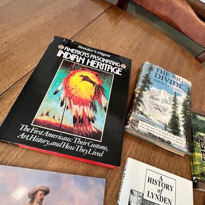 Lot 392 American History