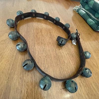 lot 424 Antique jingle bells
