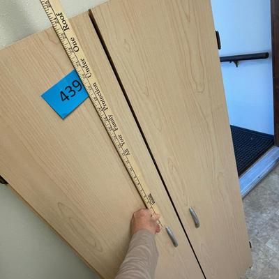 lot 439 Utility cabinet