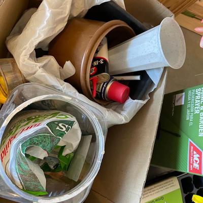 lot 448 Box of garden supplies